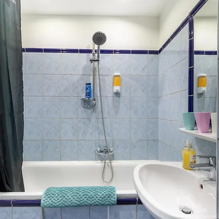 דירה Br36 2-storey With Balcony And Ac *